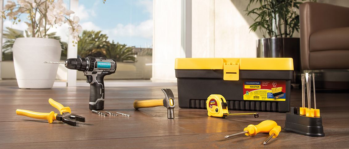 Tramontina hardware and tool products — TRAMONTINA MASTER range.